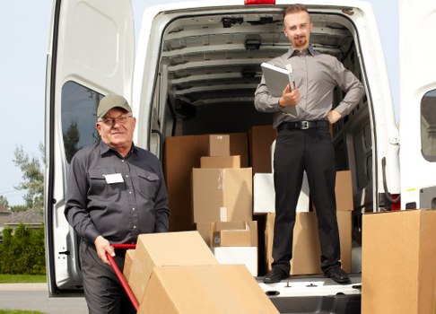 Residential and office packing boxes suitable for St Johns Wood