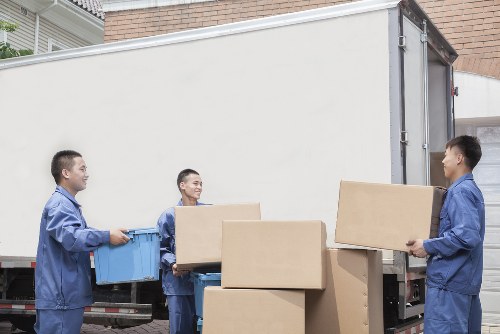 Furniture pick-up service for homes in St Johns Wood